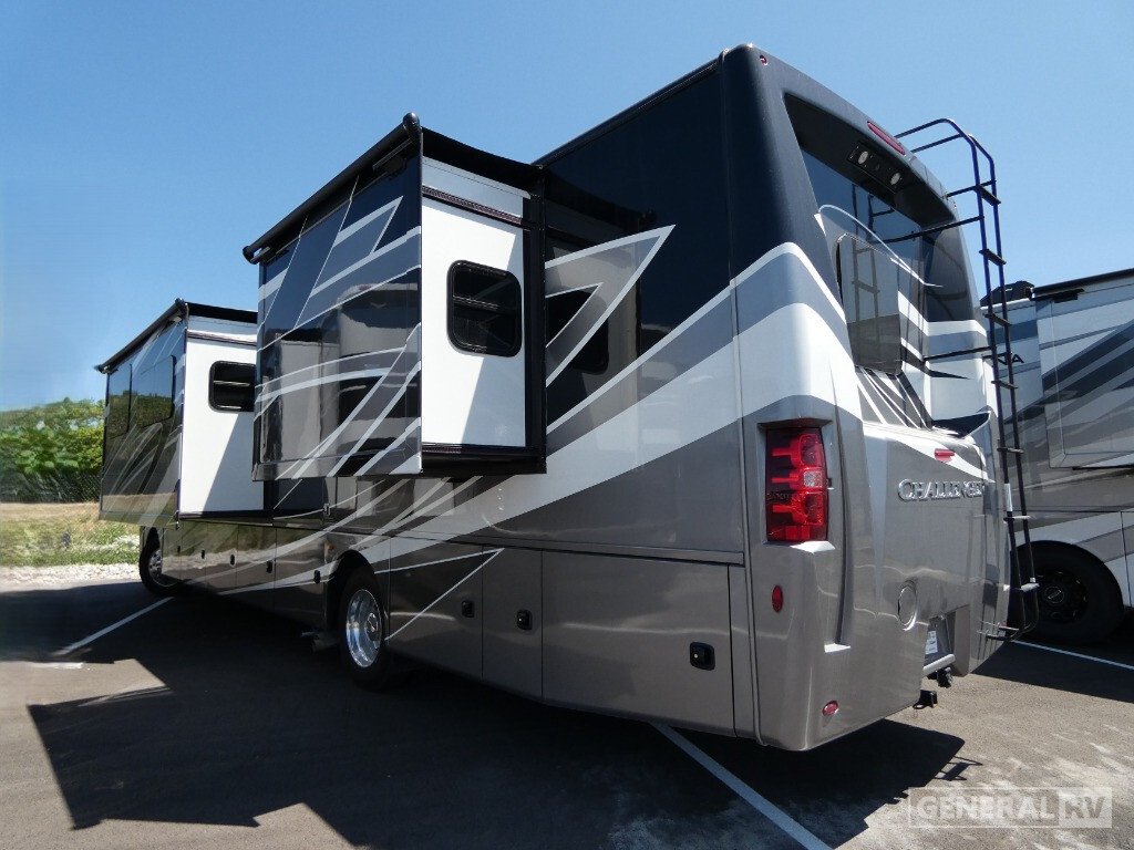 2023 Thor Motor Coach CHALLENGER 37FH in south weber UT