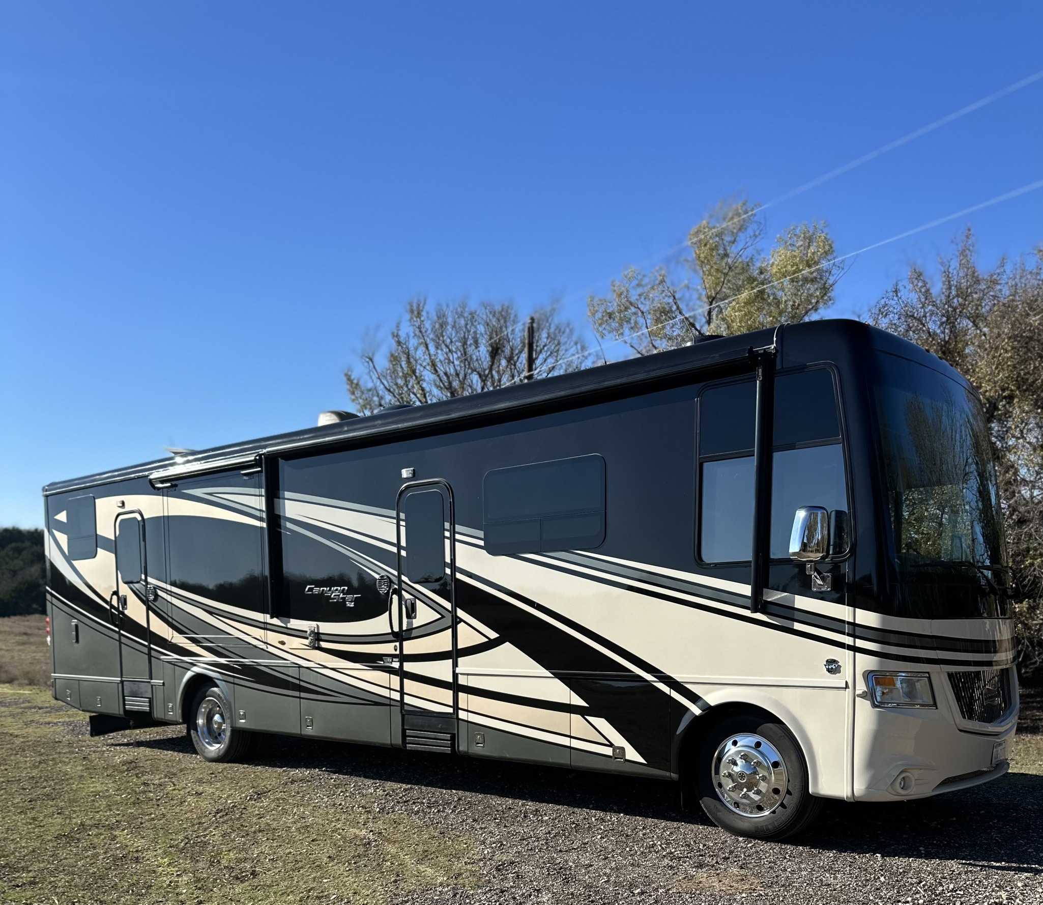 2020 Newmar CANYON STAR 3927 RV
