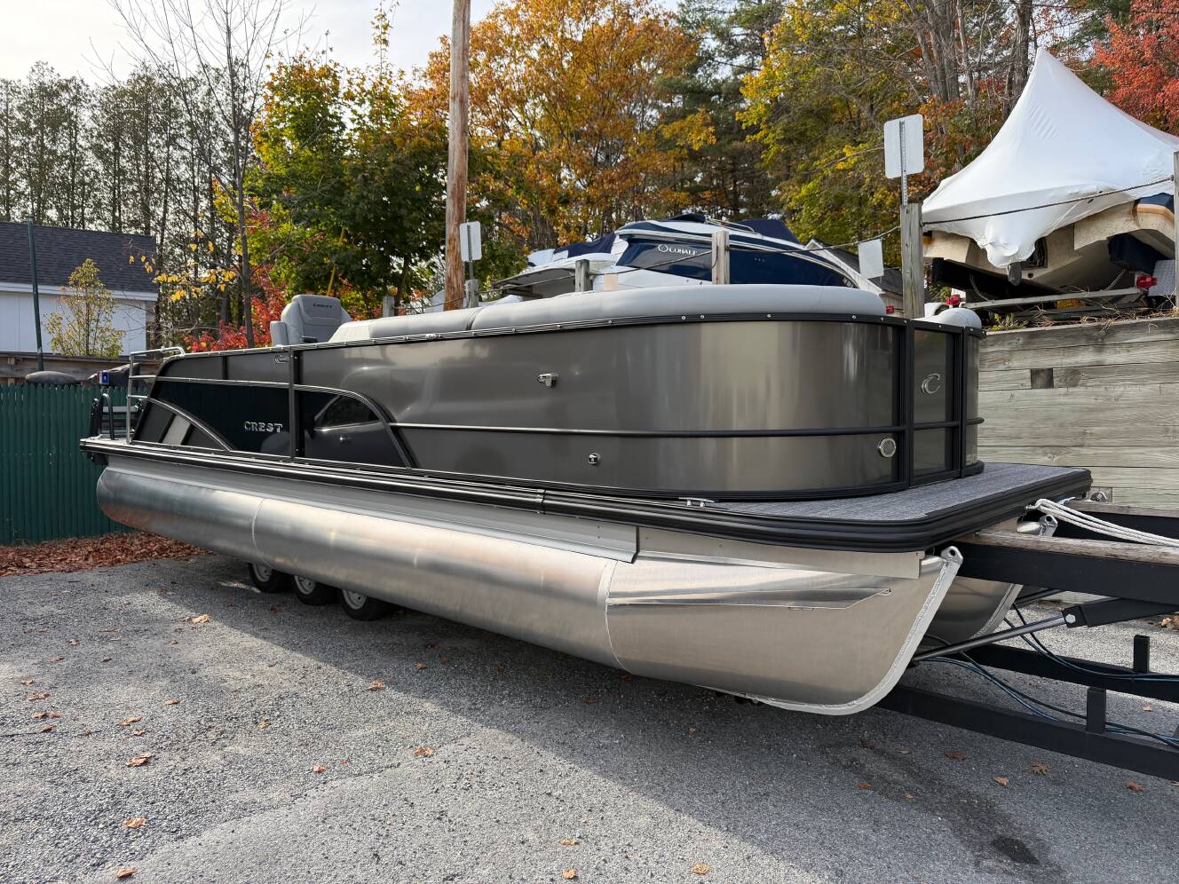 A photo of this 2026 Crest Pontoons Conquest SLSC 250