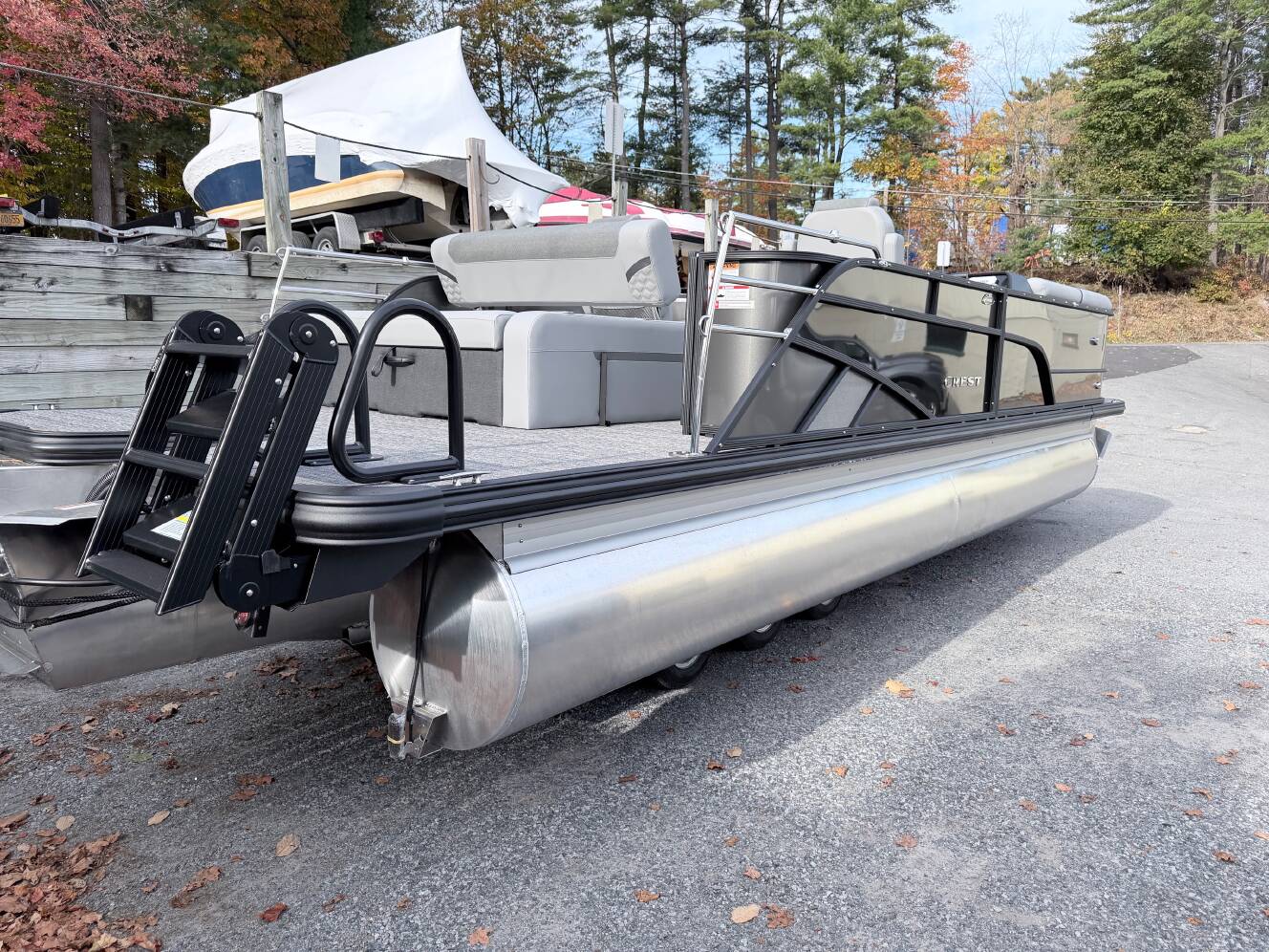 A photo of this 2026 Crest Pontoons Conquest SLSC 250