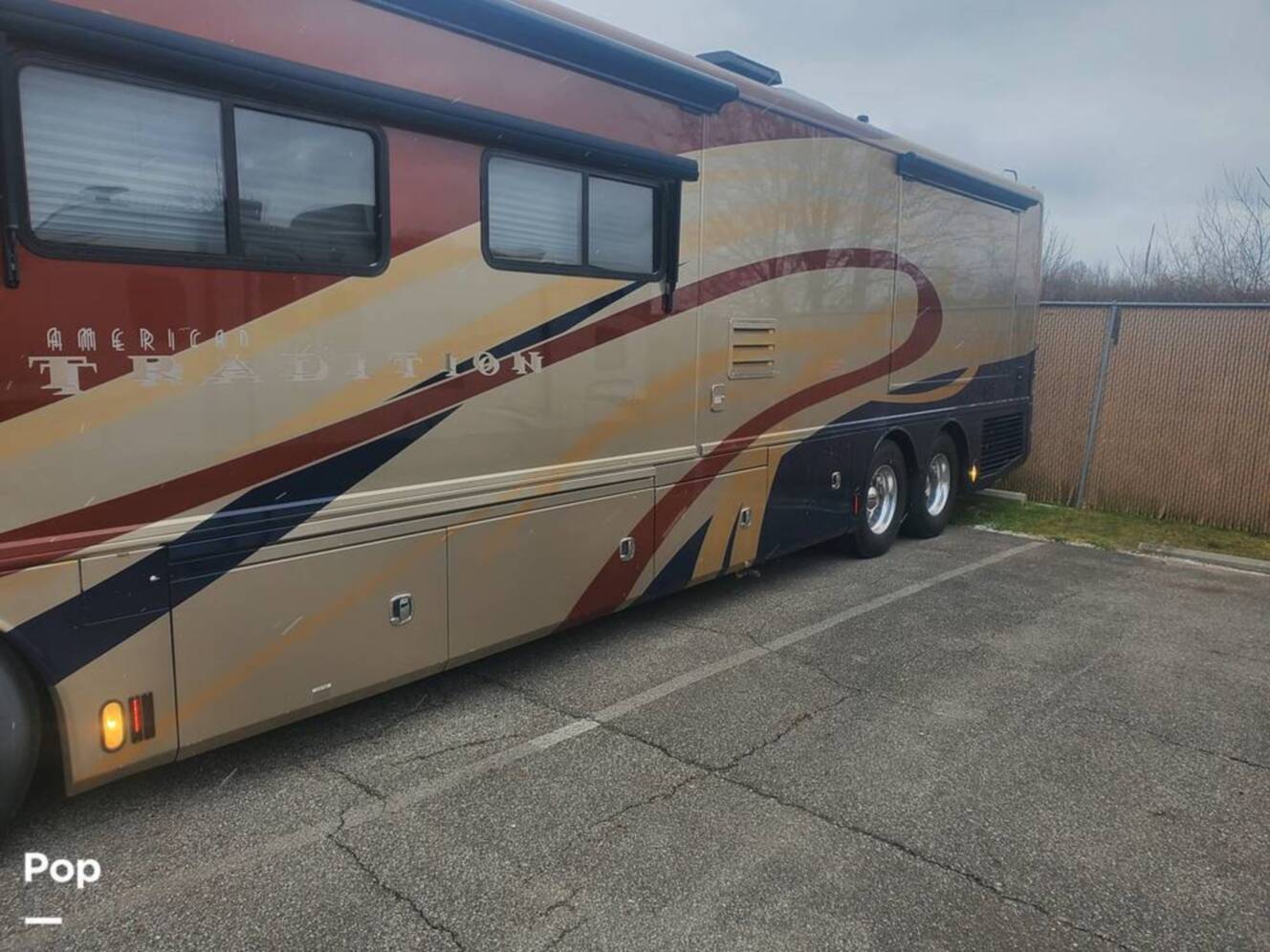 A photo of this 2007 American Coach American Tradition 42R