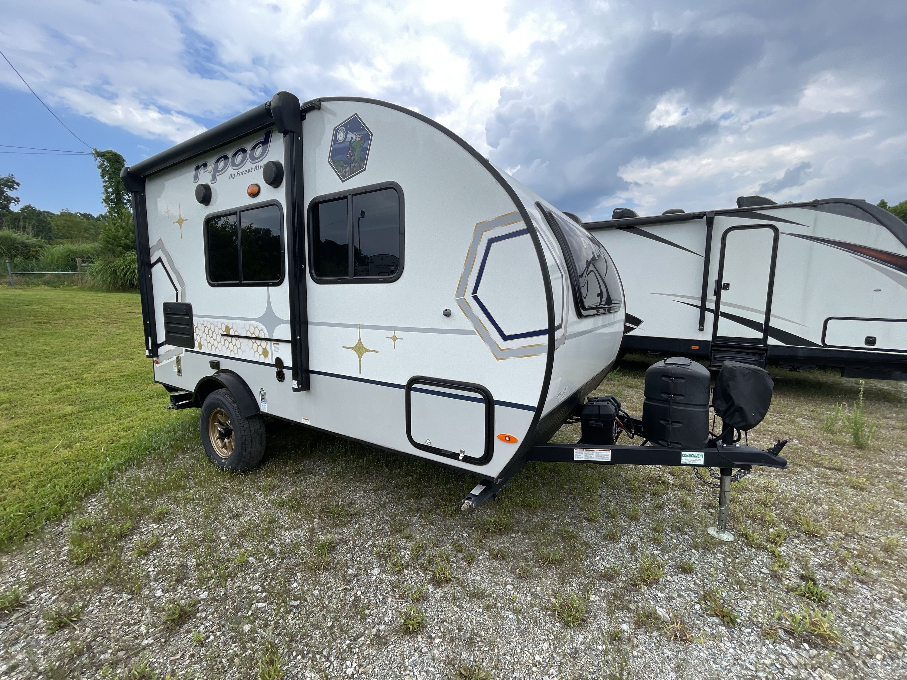 Rpod R153 Used 2023 Forest River R-Pod 153 For Sale in Hendersonville, NC ...