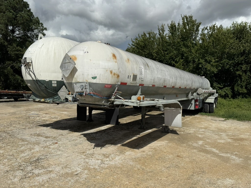 1987 MISSISSIPPI TANK COMPANY MC331 in Houston, TX