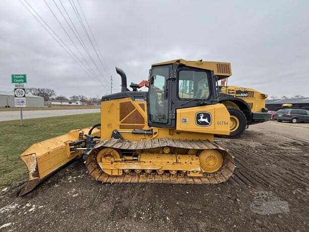 2022 DEERE 650K LGP in Oelwein, IA