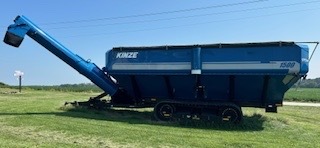 2020 KINZE 1500 Grain Cart in Francisville, IL