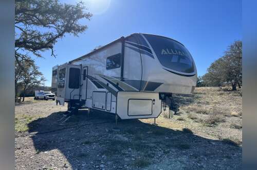 2021 Alliance Rv PARADIGM 365RD in houston TX