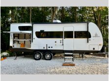 2026 Ember RV E-Series 22MLQ Review image