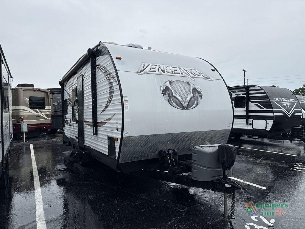 2016 Forest River Rv Vengeance 19V in seffner FL