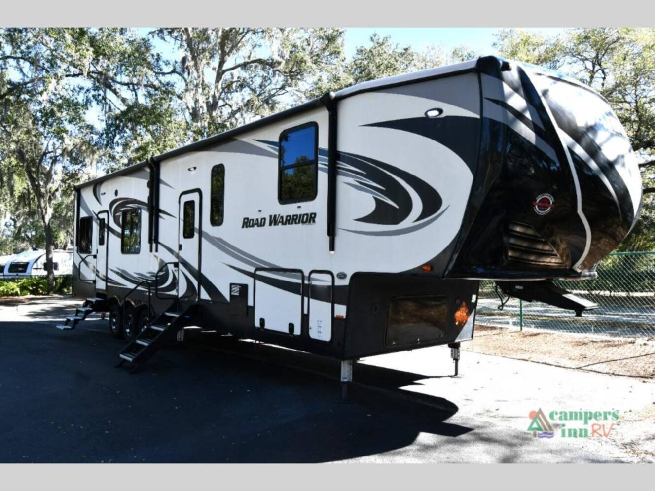 A photo of this 2019 Heartland Road Warrior 411