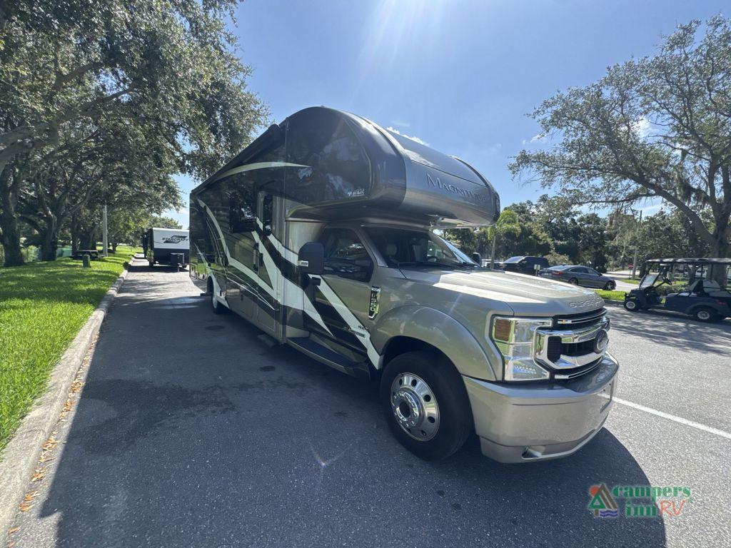 2022 Thor Motor Coach Magnitude SV34 in seffner FL
