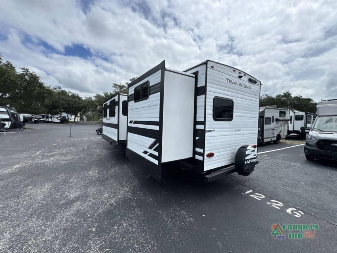 A photo of this 2026 Grand Design Transcend Xplor 325BHT