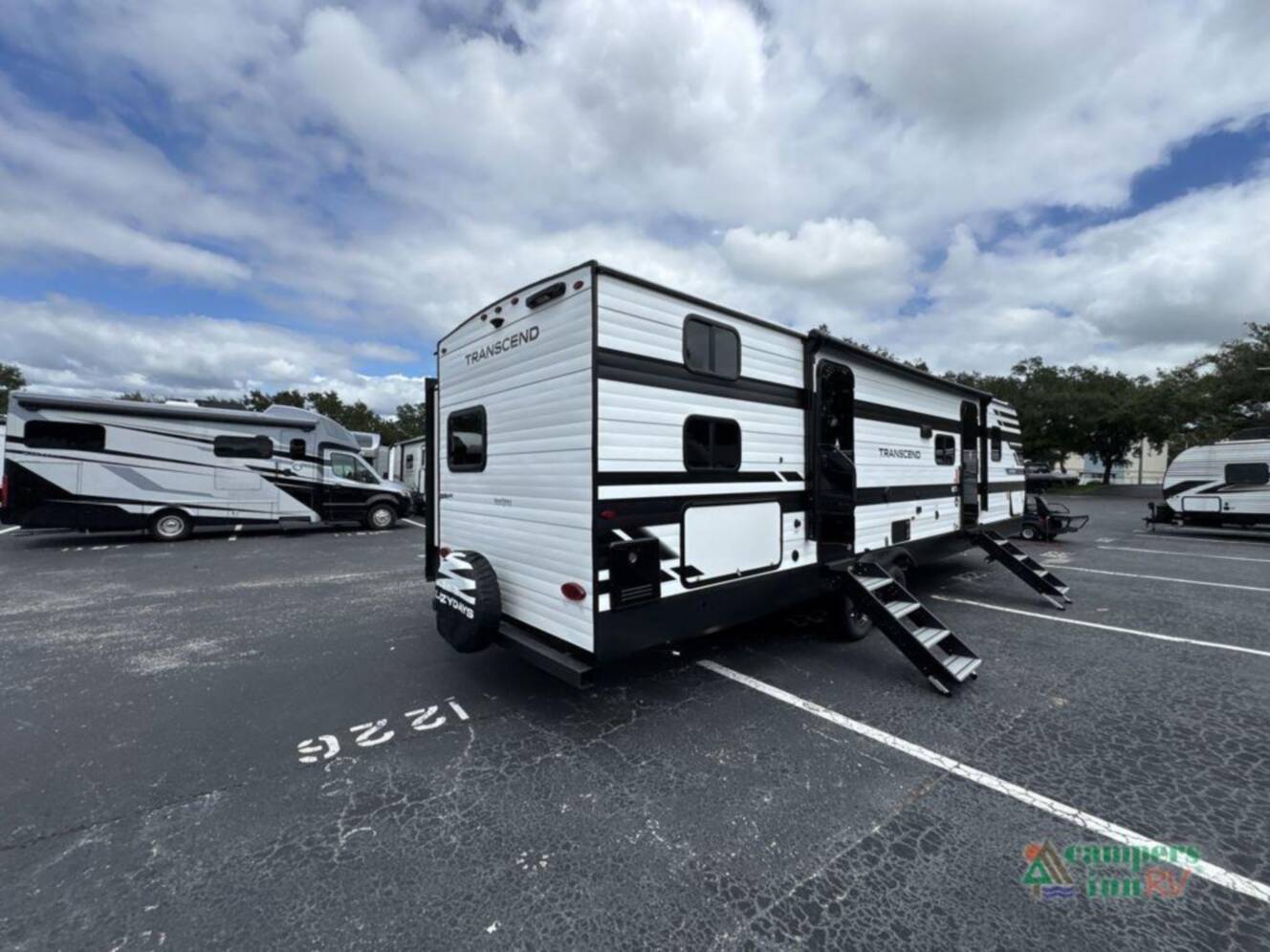 A photo of this 2026 Grand Design Transcend Xplor 325BHT