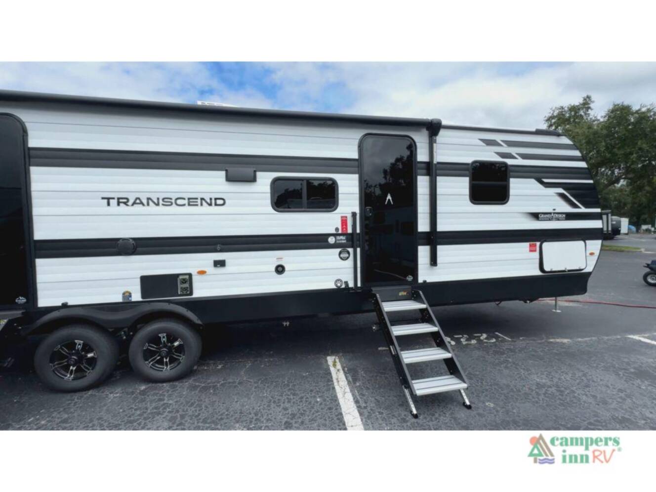 A photo of this 2026 Grand Design Transcend Xplor 325BHT