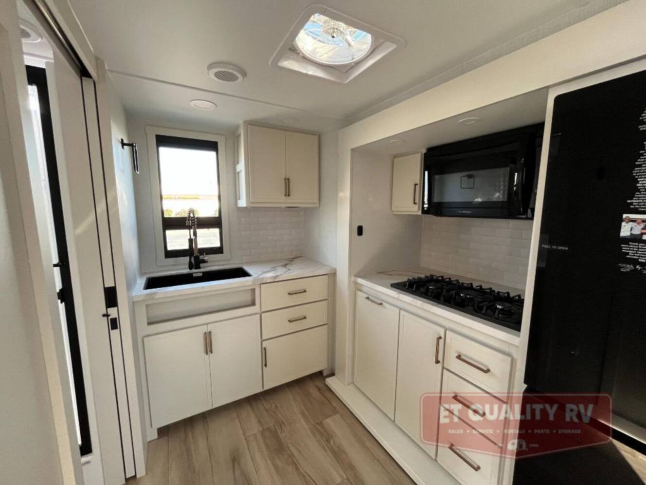 A photo of this 2026 Brinkley Model Ix 23