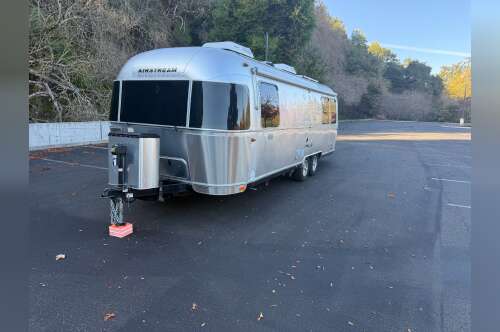 2021 Airstream GLOBETROTTER 27FBQ in dublin CA