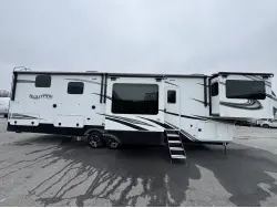 2022 GRAND DESIGN SOLITUDE 380FL