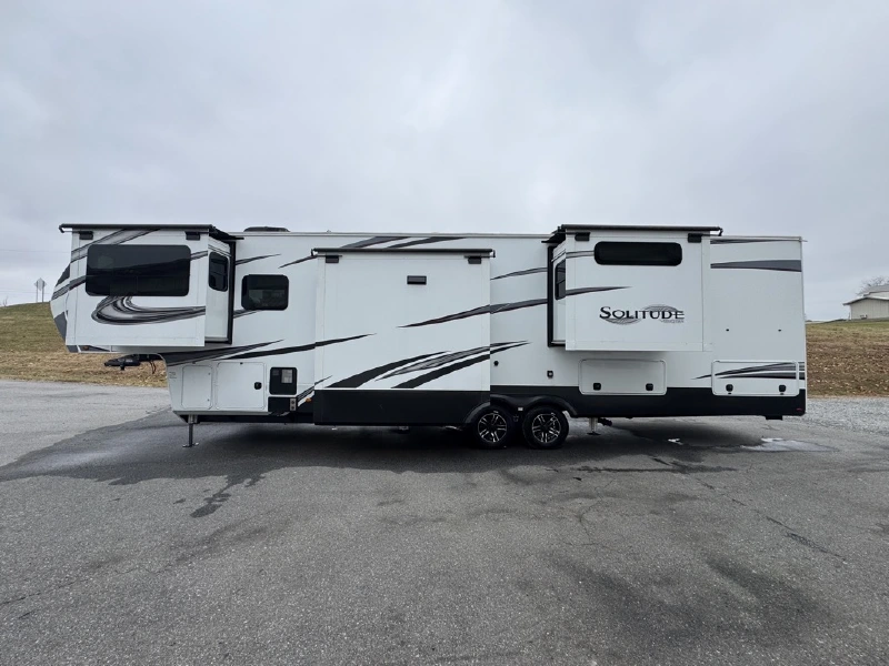 2022 GRAND DESIGN SOLITUDE 380FL