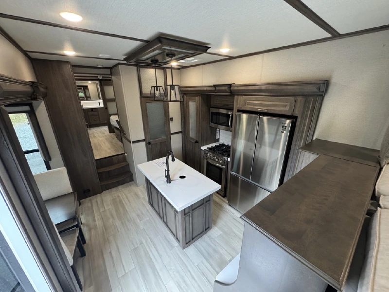 2022 GRAND DESIGN SOLITUDE 380FL