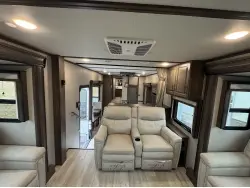 2022 GRAND DESIGN SOLITUDE 380FL