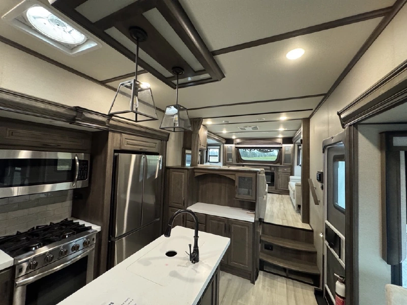2022 GRAND DESIGN SOLITUDE 380FL