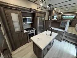 2022 GRAND DESIGN SOLITUDE 380FL