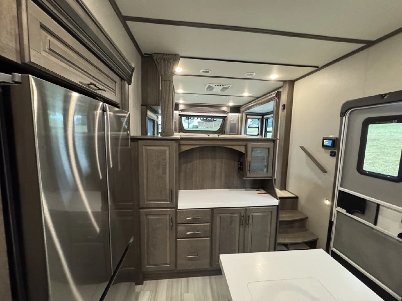 2022 GRAND DESIGN SOLITUDE 380FL