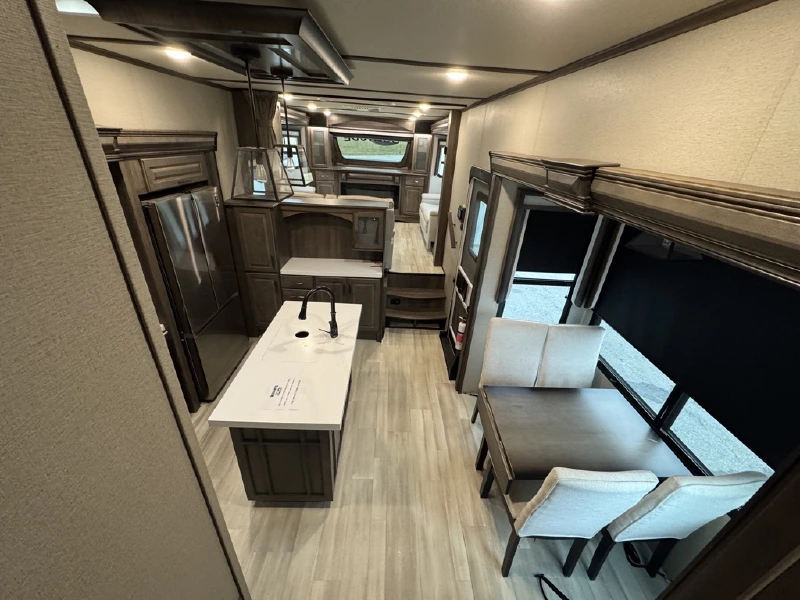 2022 GRAND DESIGN SOLITUDE 380FL