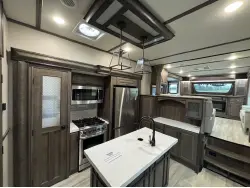 2022 GRAND DESIGN SOLITUDE 380FL