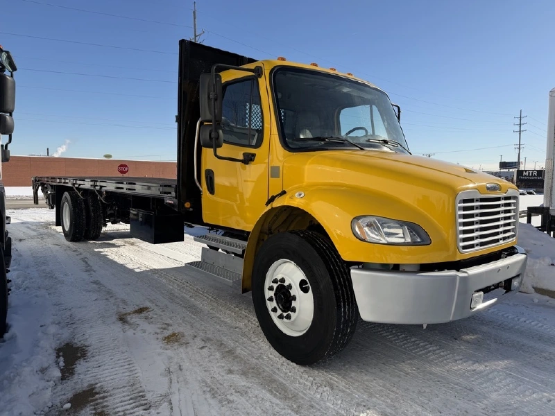 2018 FREIGHTLINER BUSINESS CLASS M2 106