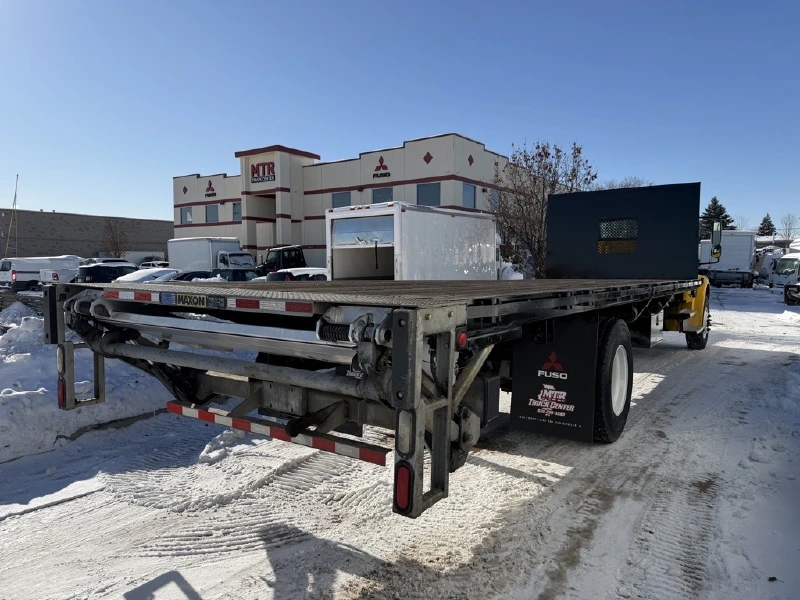 2018 FREIGHTLINER BUSINESS CLASS M2 106