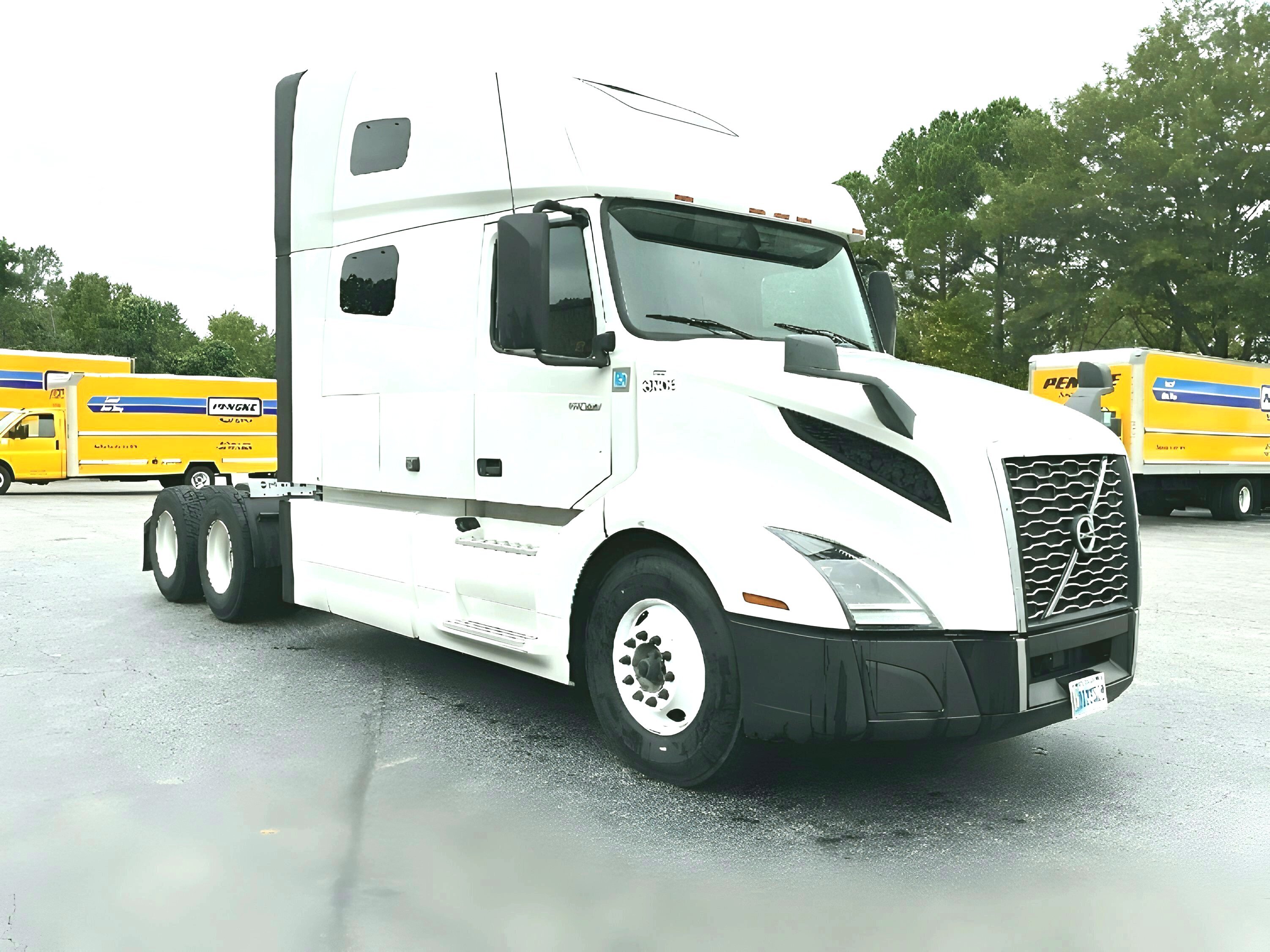2022 VOLVO VNL64760 in Chesapeake, VA
