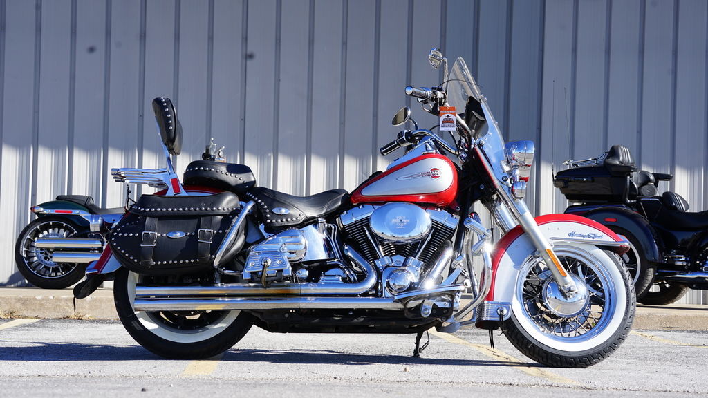 最終価格 Hutley's Classic 1998〜2002 10種 2002 Harley-Davidson Heritage Softail Classic Motorcycles For Sale
