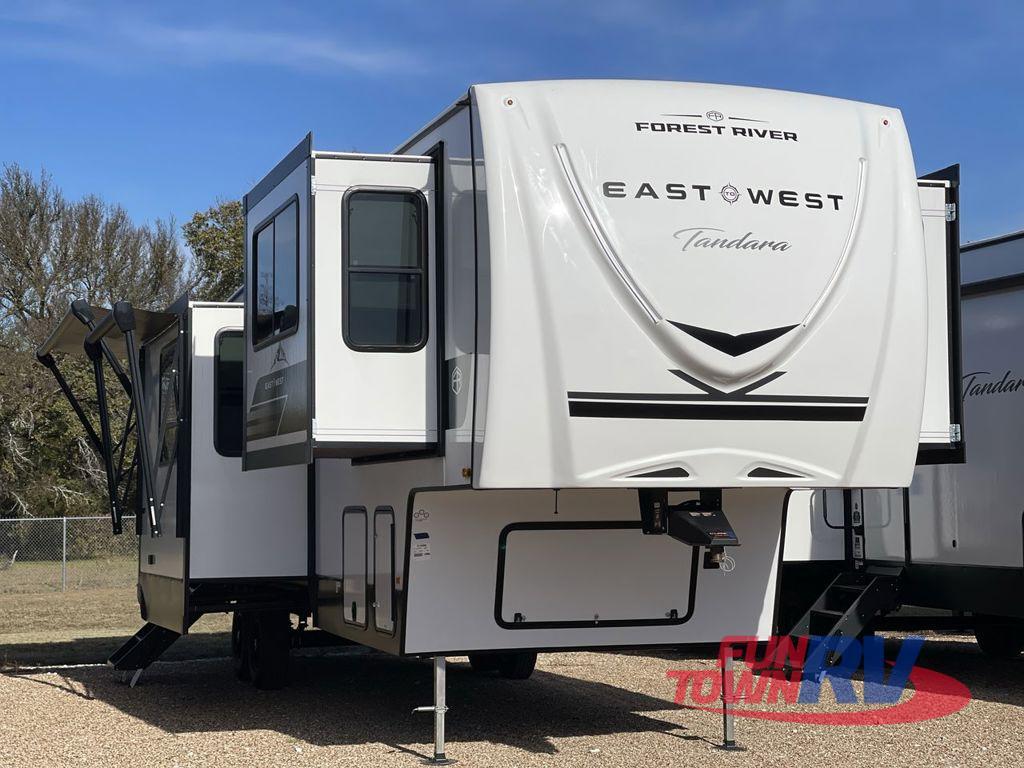 2026 East To West Tandara 390FL in giddings TX