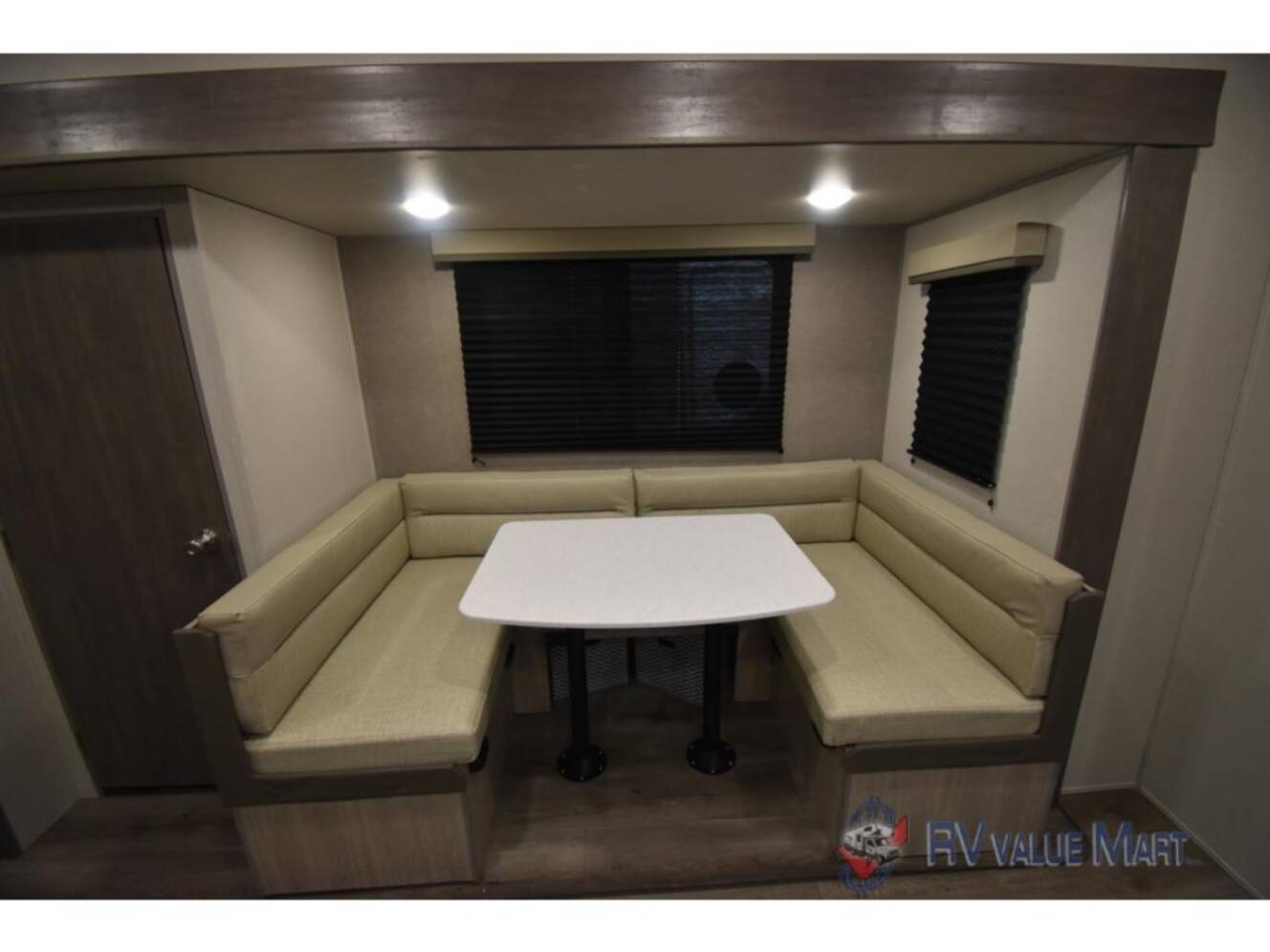 A photo of this 2026 Coachmen Rv Catalina Summit Series 8 231BHS