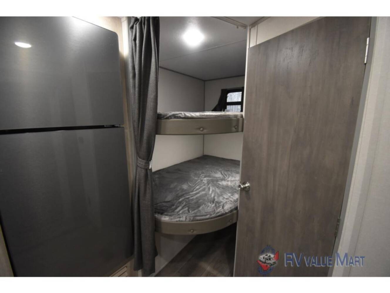 A photo of this 2026 Coachmen Rv Catalina Summit Series 8 231BHS
