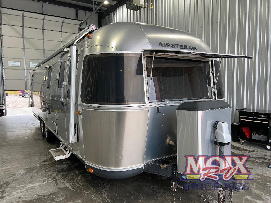 2016 Airstream Classic 30 RV