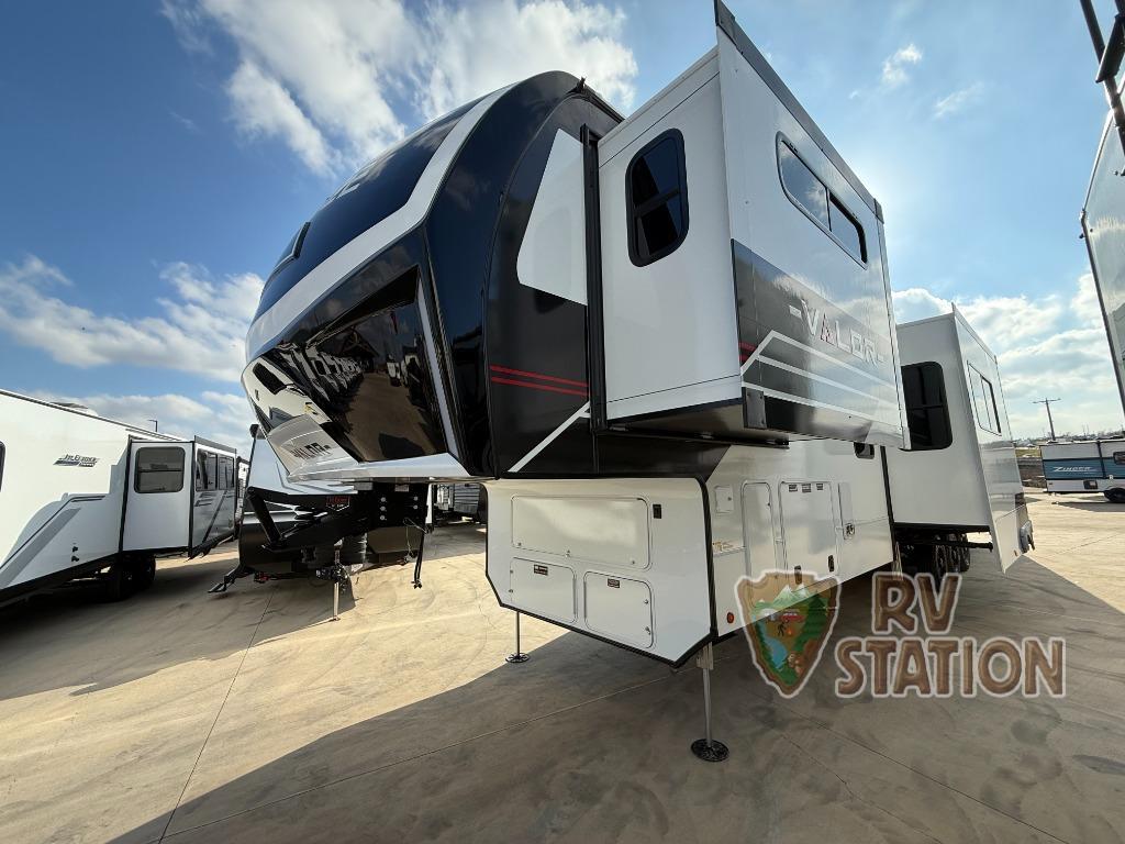 2026 Alliance Rv Valor 40V13 Fifth Wheel Toy Hauler RV