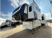 2026 Alliance RV Valor 32A10 Review image
