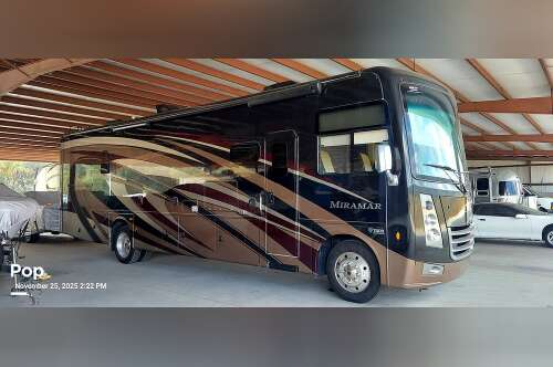 2017 Thor Motor Coach Miramar 34.2 in davenport FL