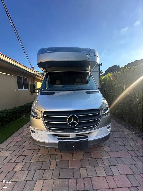 2022 Winnebago Navion 24V in princeton NJ