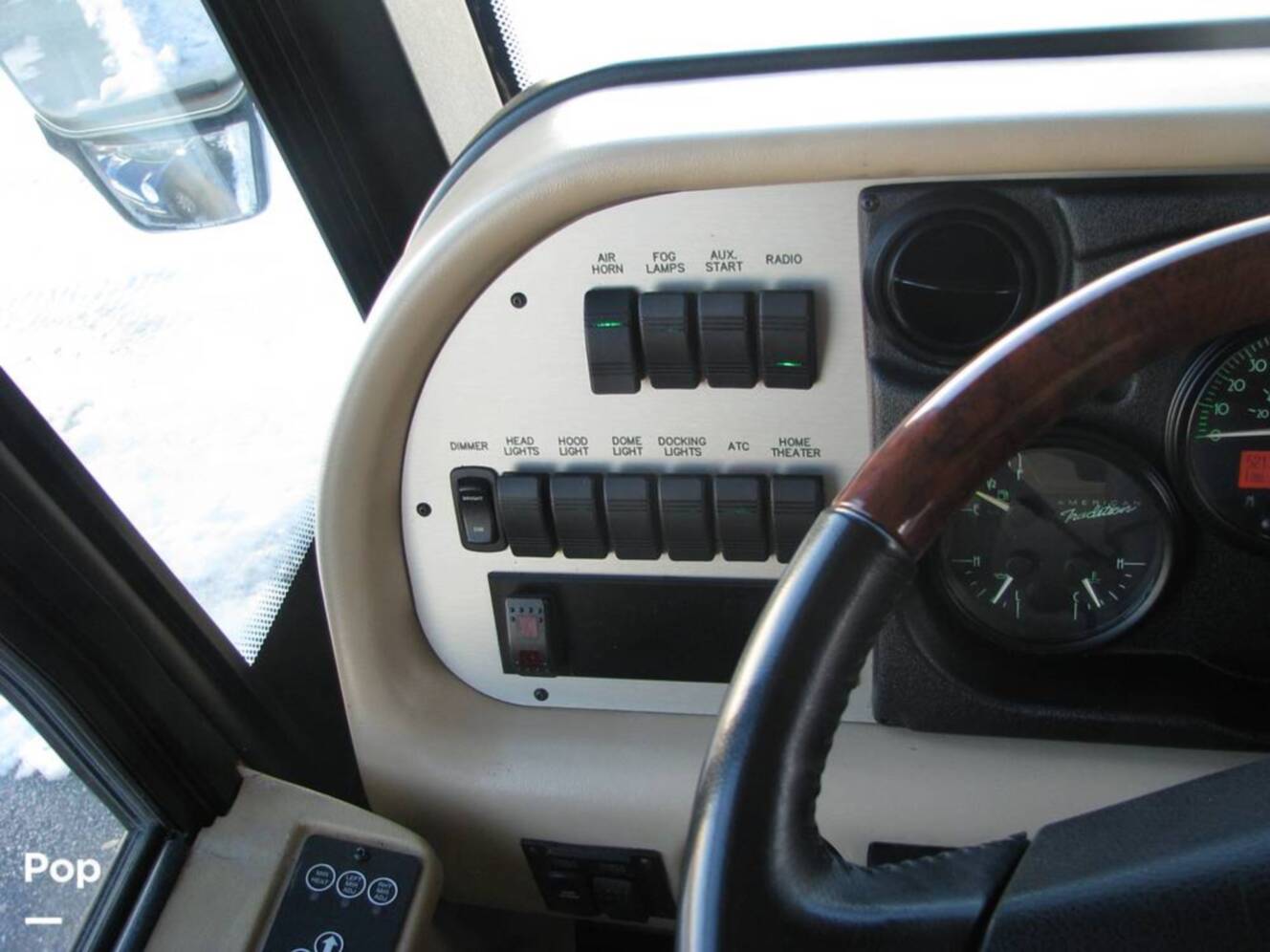 A photo of this 2007 American Coach American Tradition 42R