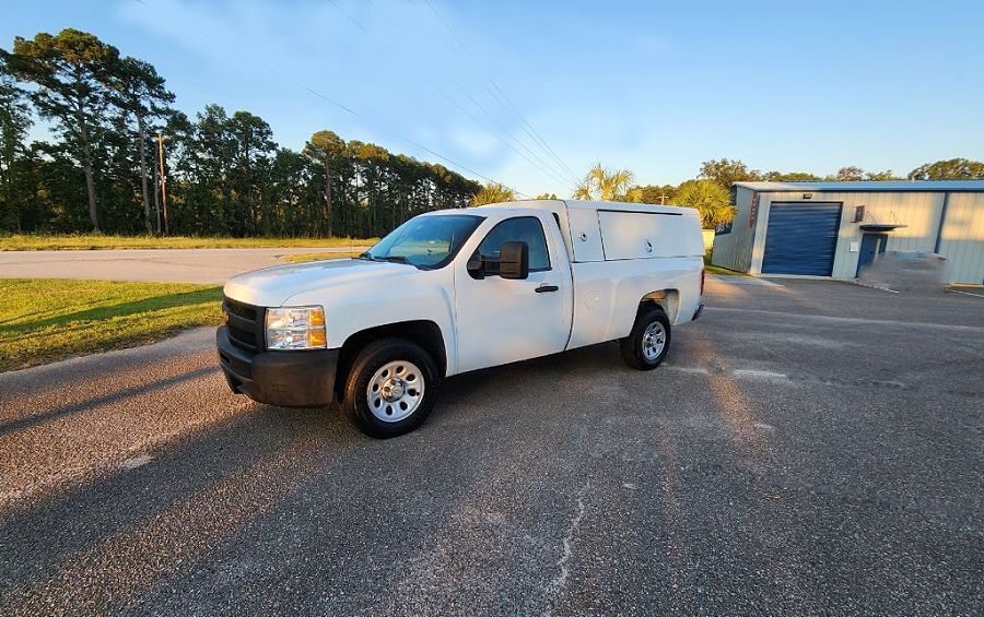2013 CHEVROLET SILVERADO 1500 W/T in Ravenel, SC