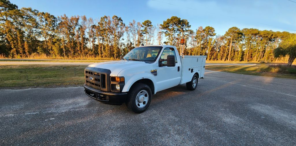 2008 FORD F350 in Ravenel, SC