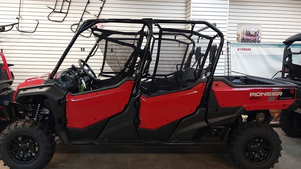2025 Honda PIONEER 1000-6 DELUXE CREW in huntington WV