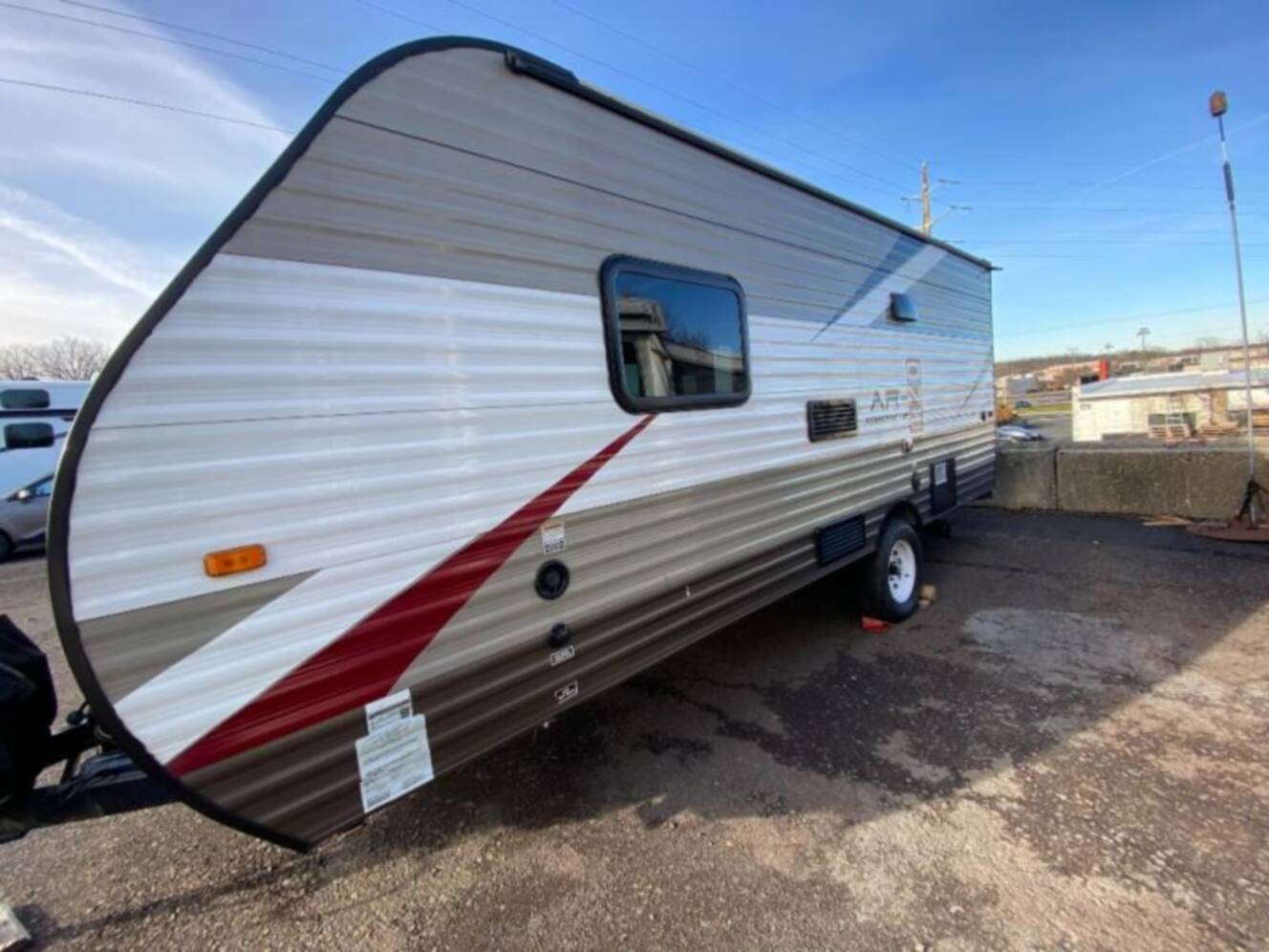 A photo of this 2016 Starcraft AR-ONE 18QB