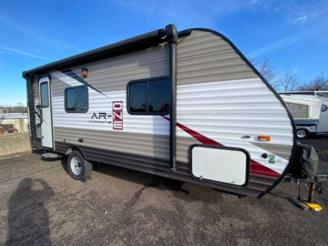 A photo of this 2016 Starcraft AR-ONE 18QB
