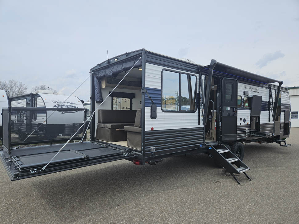 2026 Forest River Cherokee Grey Wolf 24RRT in streetsboro OH