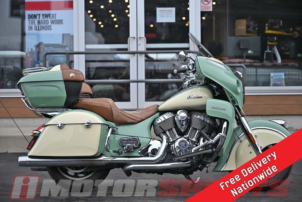 2017 Indian Motorcycle Roadmaster Willow Green Over Ivory Cream BASE in Elmhurst, IL