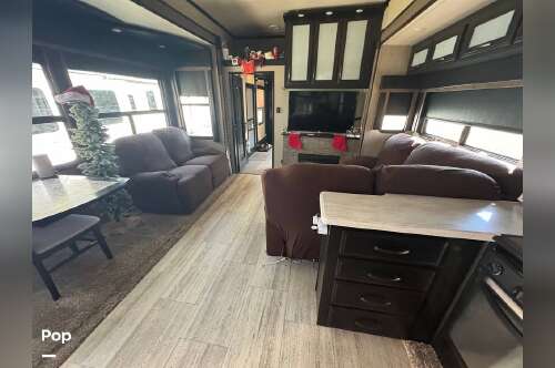 2017 Grand Design Momentum 395M in auburn AL