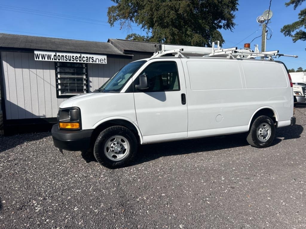 2017 CHEVROLET EXPRESS G2500 in West Columbia, SC
